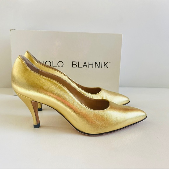 Manolo Blahnik Shoes - NEW Manolo Blahnik Macario Do 90 Gold Heel Pumps SZ 6.5/36.5